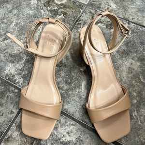 Size 8 Nude A New Day block heels